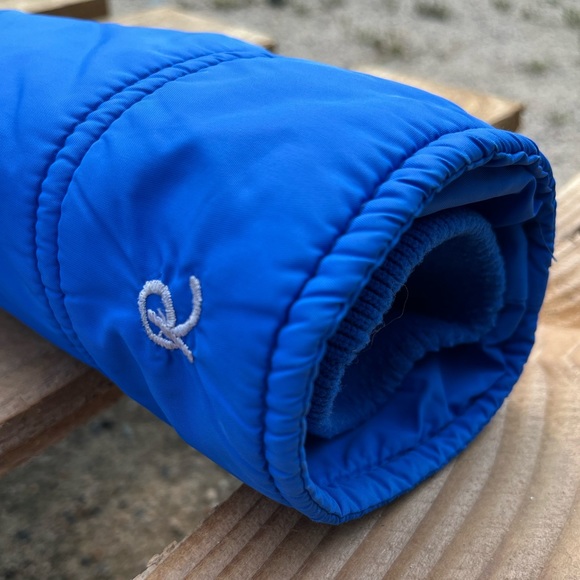 Vintage women’s bomber jacket in retro color scheme. - Picture 3 of 7